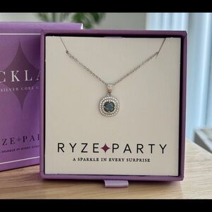 Ryze Party “Mystic Crystal” Sterling Silver Round Halo Pendant Necklace